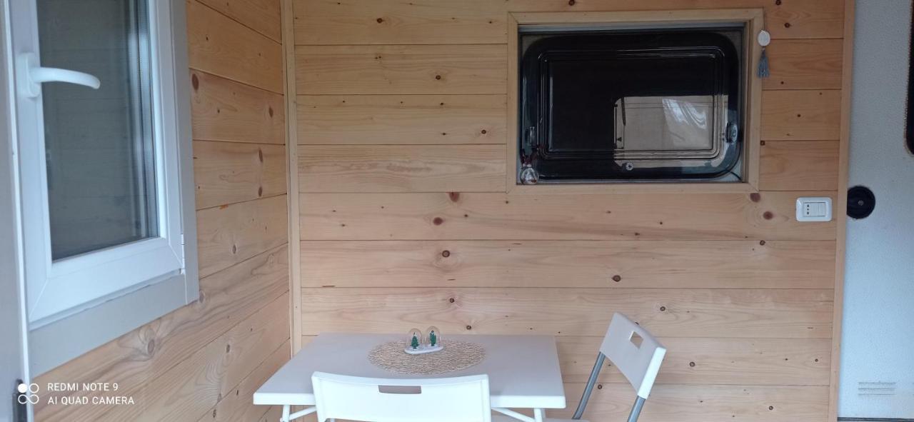 Отель Parco Vacanze Bracchetto Vetta Карродано-Инферьоре Экстерьер фото